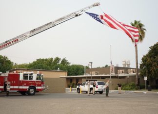 Un Bombero Muere Asistiendo el Incendió Ferguson