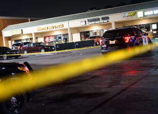 Un Hombre es Asesinado Fuera del Estacionamiento de un Centro Comercial