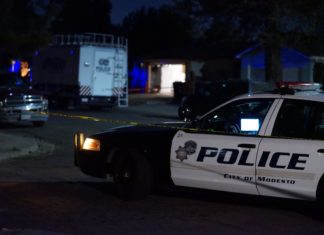 La Policia de Modesto Investiga un Homicidio
