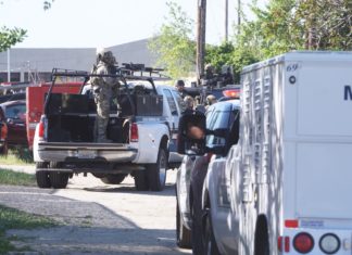 Escuelas en Modesto Son Puestas en Encierro